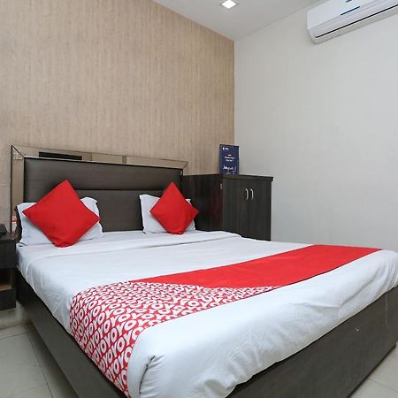 Oyo 6325 Hotel Kiran Rāipur Eksteriør billede