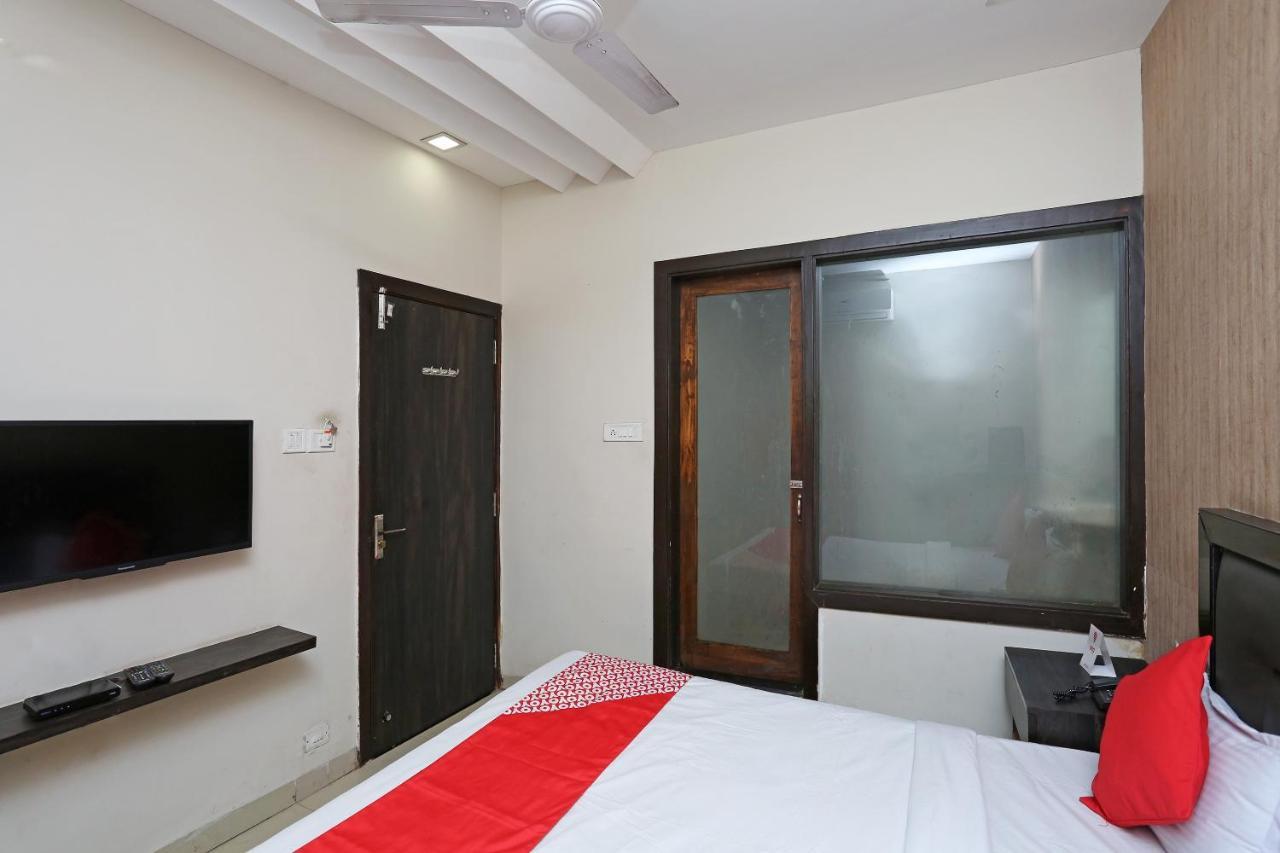 Oyo 6325 Hotel Kiran Rāipur Eksteriør billede